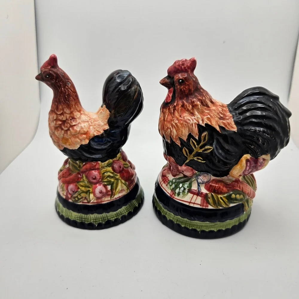 Ceramic Rooster & Hen Salt and Pepper‎ Shakers Farmhouse Country Kitchen Decor